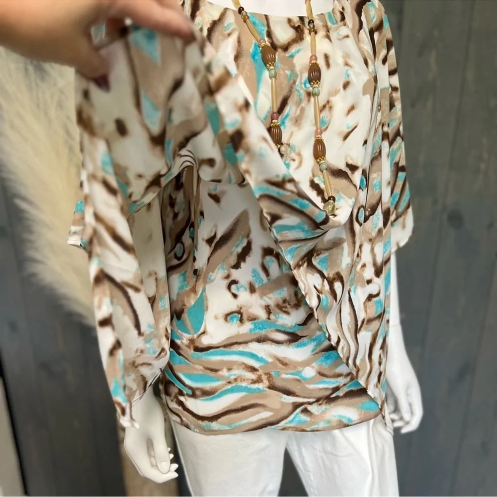 🛑 𝙎𝙊𝙇𝘿 𝙊𝙐𝙏 🛑 𝘾𝙝𝙞𝙘𝙤'𝙨 Travelers Collection Women’s Kimono Style Blouse Size 1 - Picture 7 of 13